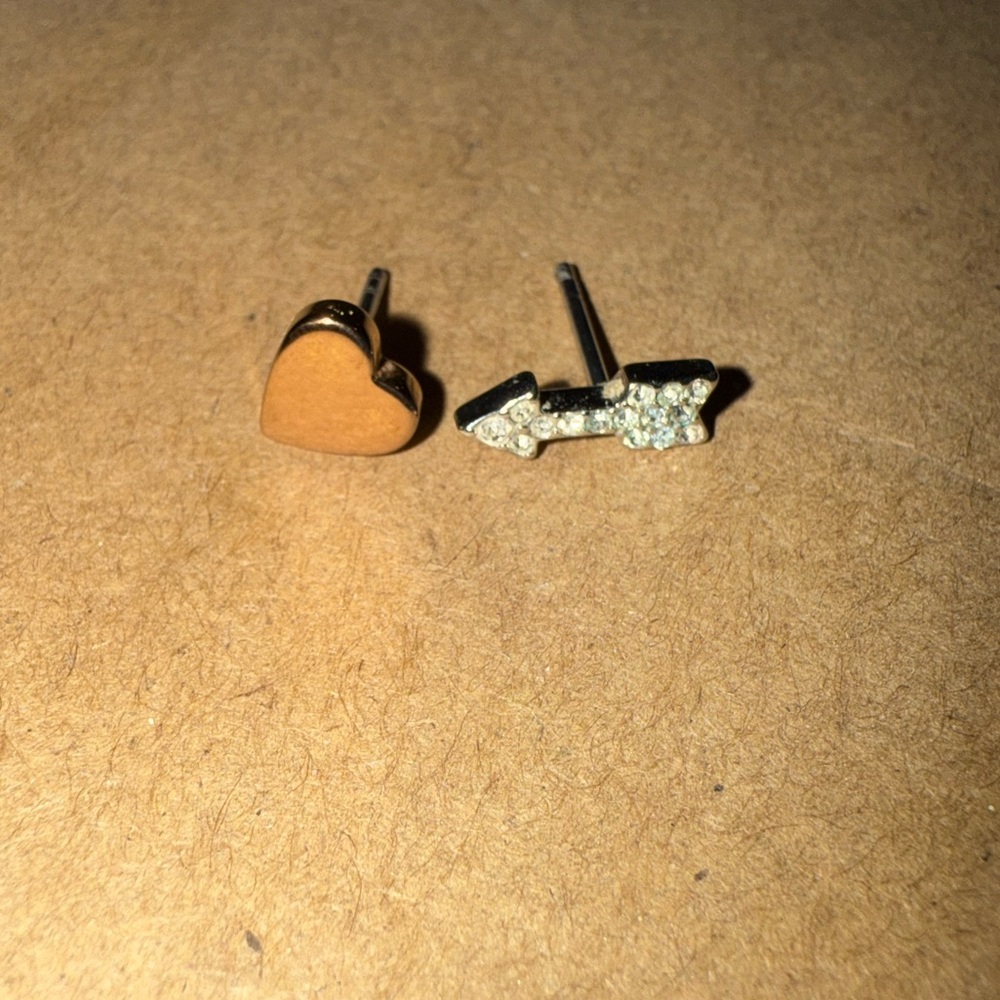 Fossil Heart and Arrow Stud Earrings Two tone gold silver pair